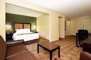 Suburban Studios Columbus East Bilik gambar
